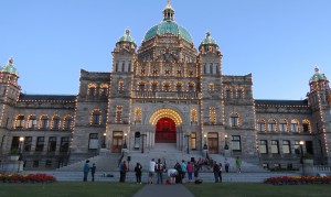 Red and yellow lights at BC Legislature for World Hepatitis Day 2015 in Victoria, BC